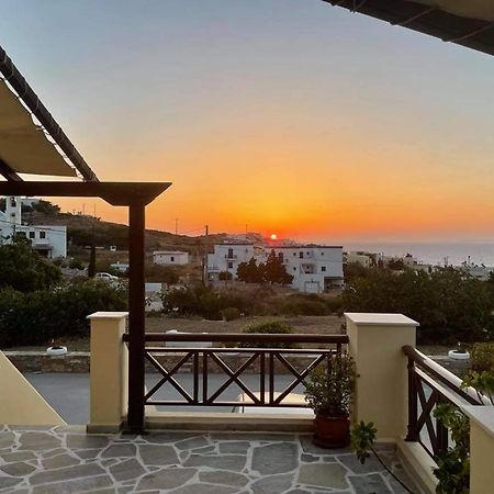 Theodorou Hotel Azolimnos Buitenkant foto