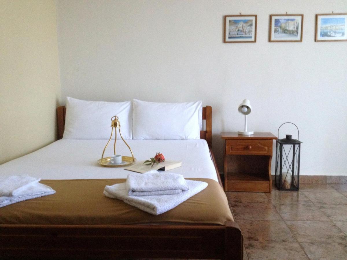 Theodorou Hotel Azolimnos Kamer foto