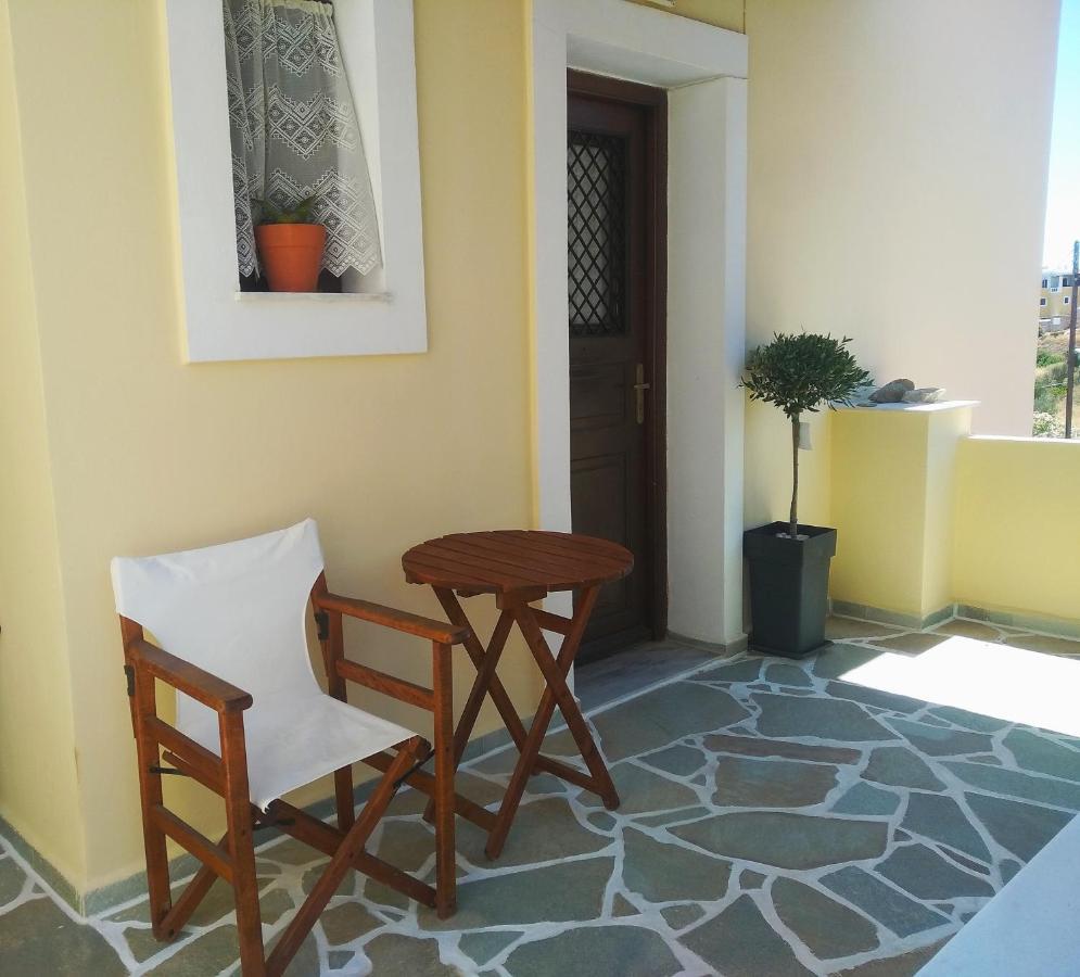 Theodorou Hotel Azolimnos Buitenkant foto