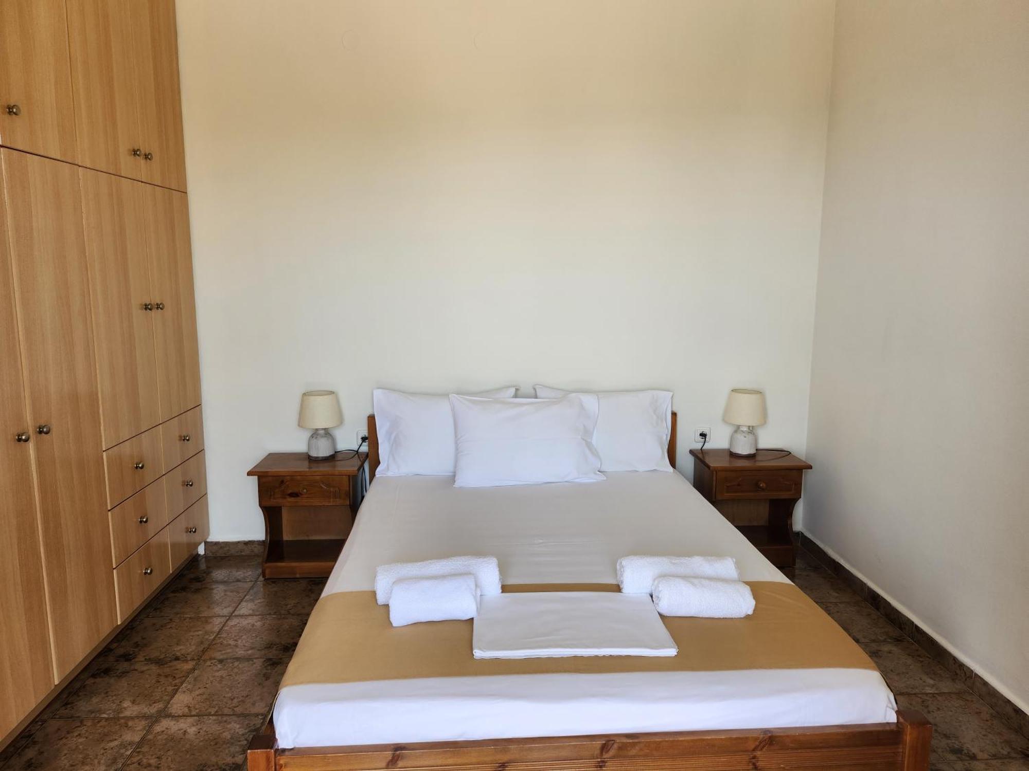 Theodorou Hotel Azolimnos Kamer foto