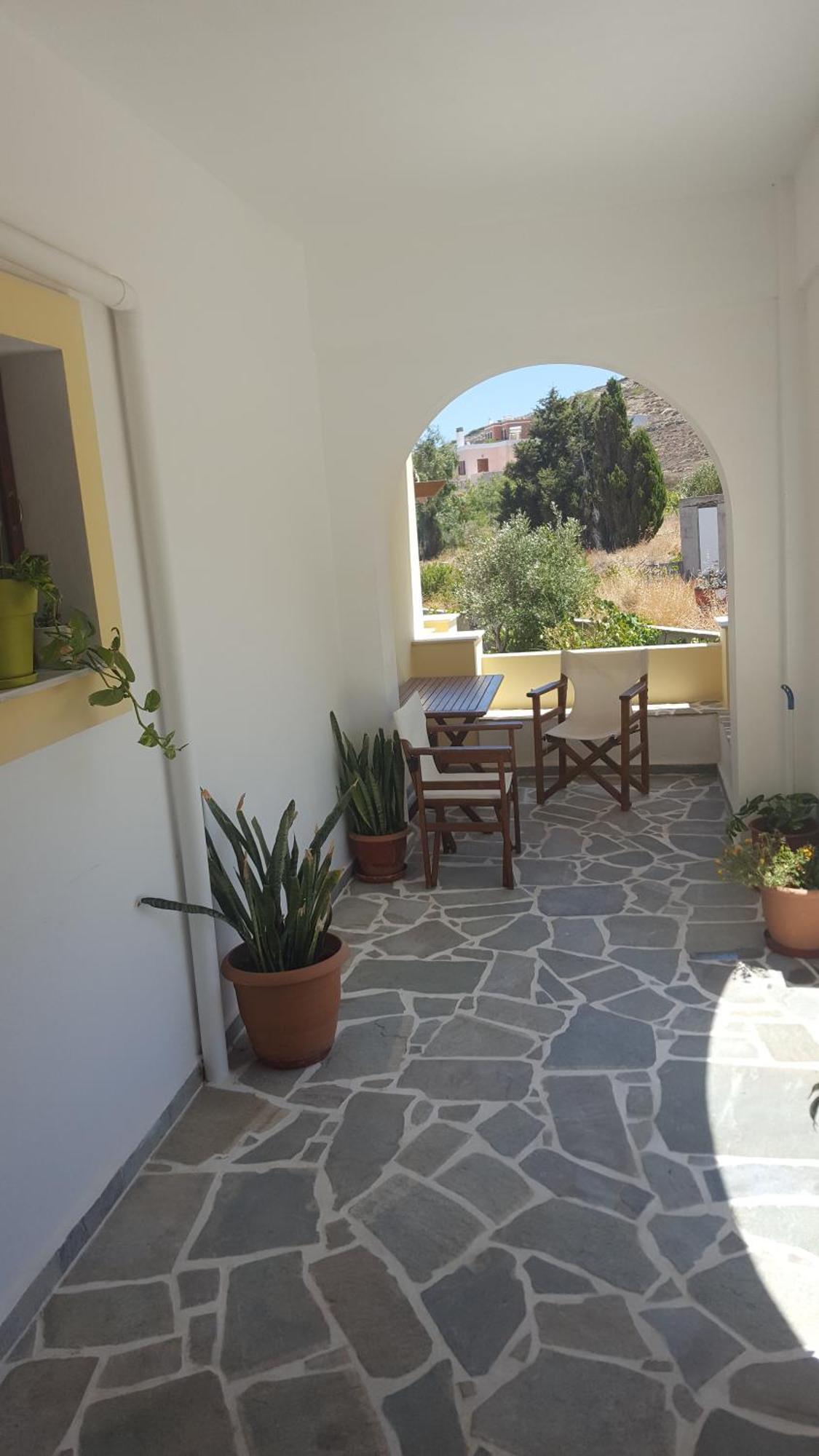 Theodorou Hotel Azolimnos Buitenkant foto