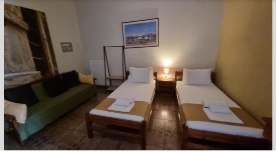 Theodorou Hotel Azolimnos Buitenkant foto